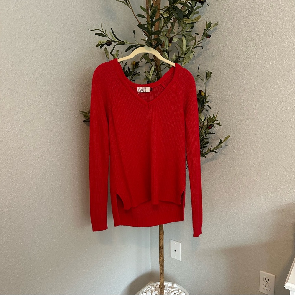 🌟 $10 or Less + BOGO on Sale Items! 🌟 Women’s Red Sweater
